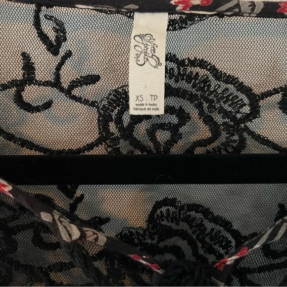 Free People Nomad Child Boho Floral Lace Tunic XS oversized - Picture 15 of 16